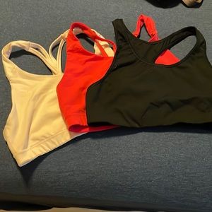 Lot of 2 Old Navy Active sports bras - QUALITY material-thick!